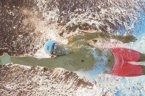 九游娱乐app下载-传承与创新：球星退役后对足球的影响，球员退役后靠什么生存