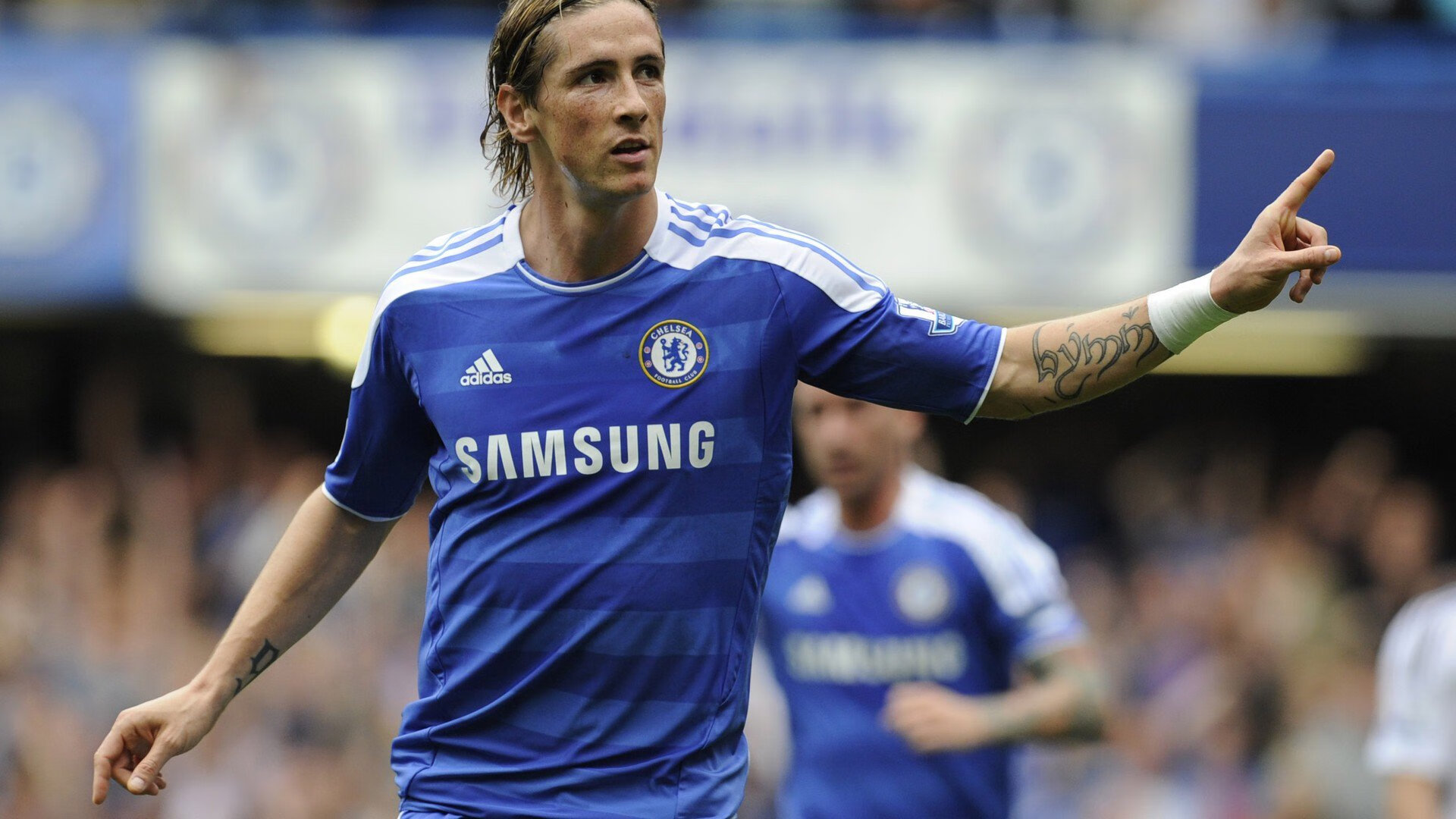 体育焦点事件引发社媒讨论,体育热点话题